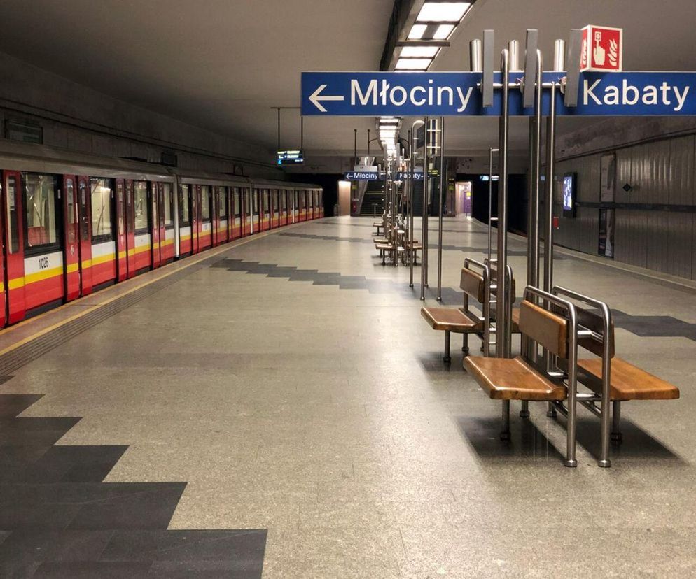 Stacja metra w Warszawie