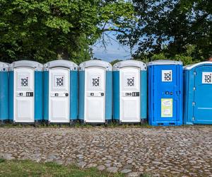 Bezpłatne miejskie toalety w Warszawie. W tych dzielnicach jest ich najwięcej
