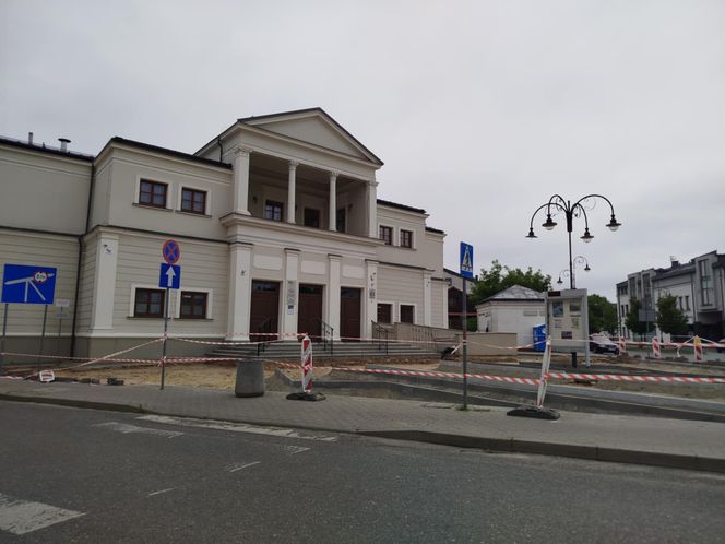 Dziewięć parków kieszonkowych w Siedlcach powstanie jeszcze w 2025 roku, w tym ten przy sali widowiskowej Podlasie
