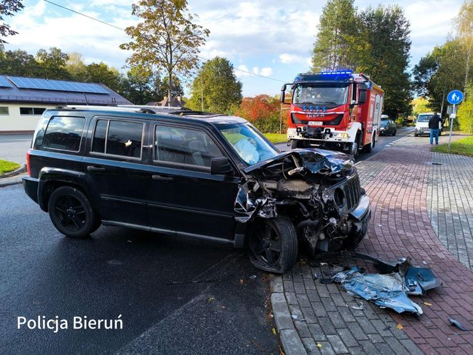 Wypadek w Świerczyńcu. Poszkodowane trzy osoby