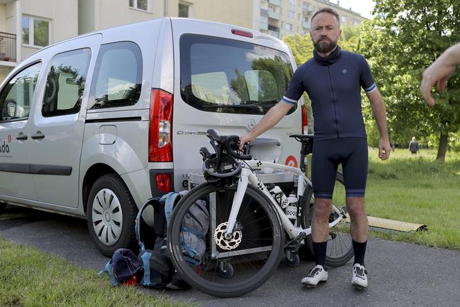 Nietypowy strój prezydenta Warszawy na konferencji prasowej