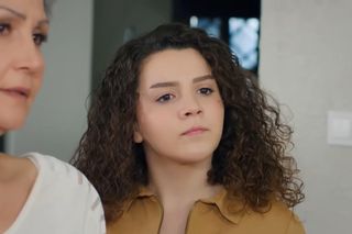 Miłość i nadzieja. Zeynep wyrzeknie się matki. Gönül opuści dom Bülenta w łzach