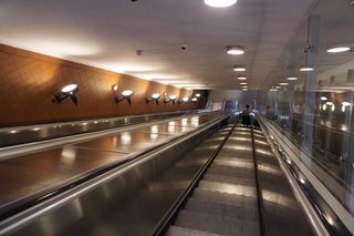 Najstarsze, najdłuższe, najsłynniejsze schody ruchome w Polsce. Cisi herosi codzienności