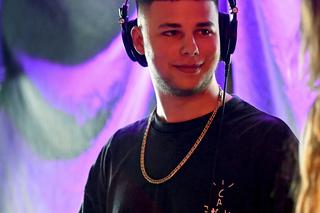 Allan Krupa zmienił fryzurę