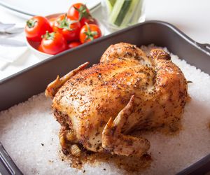 Kurczak pieczony na soli: najprostszy przepis na kurczaka pieczonego