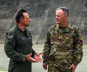 Kongresmeni USA w Polsce. Wizyta w 31. Bazie Lotnictwa Taktycznego