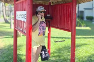 Karolina Skiba eksponuje swoje wdzięki poza granicami Polski. Tak bawi się z ukochanym mężem