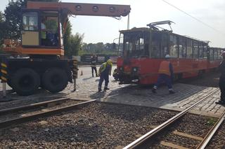 Tramwaj zderzył się z betoniarką