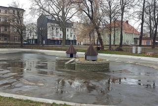 W parku na Pl. Kościuszki przygotowania do nowego sezonu
