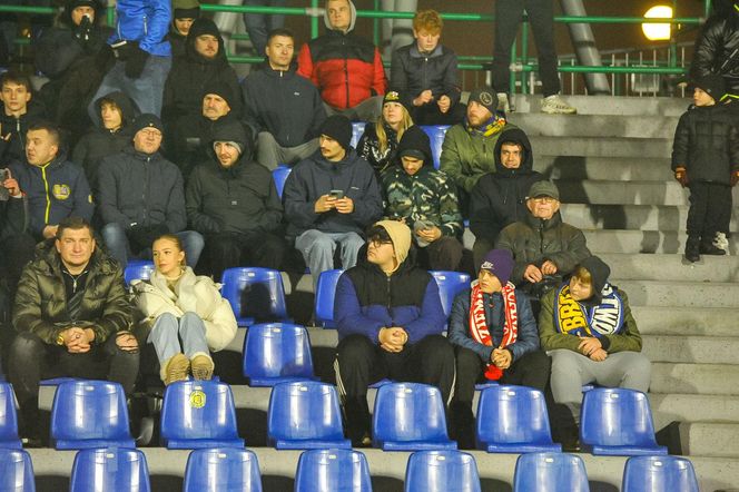 Elana Toruń - Zawisza Bydgoszcz 1:1, zdjęcia kibiców, opraw i piłkarzy ze Stadionu Miejskiego im. Grzegorza Duneckiego