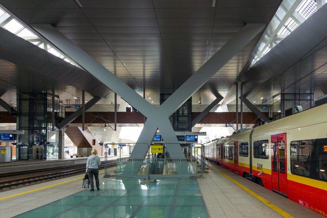 Stacja i dworzec Warszawa Zachodnia - sierpień 2025