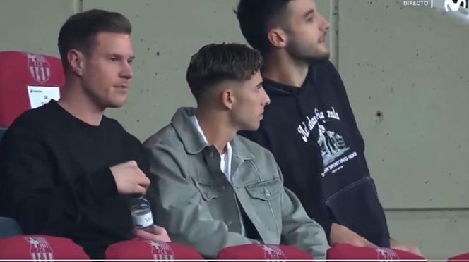 Marc-Andre ter Stegen, Fermin Lopez i Joan Garcia podzcas meczu FC Barcelona- PSG