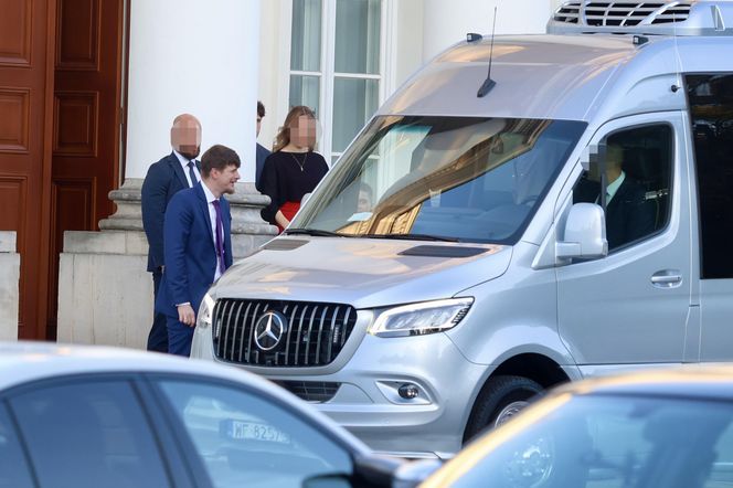 Rodzina Nawrockich przyłapana pod Belwederem! Gdzie pojechali? 