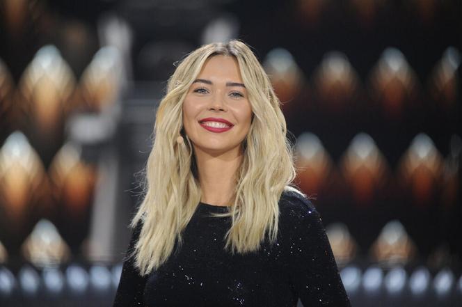 Sandra Kubicka śmieje się z matki na Instagramie. "Zaraz je wepcham, super są!"