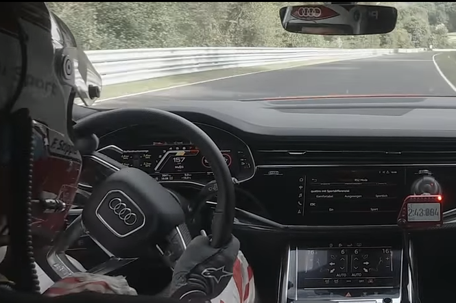 Audi RS Q8 z rekordowym czasem na Nurburgringu