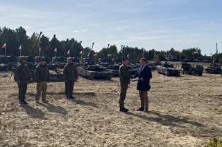 Podpisanie umowy w Nowej Dębie na zakup uzbrojenia dla wojska 