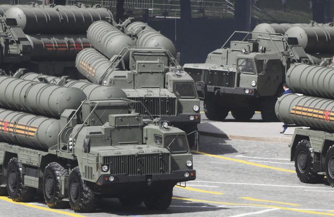Putin, armia i triada nuklearna