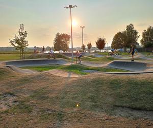 Tor rowerowy pumptrack nad zalewem Muchawka w Siedlcach oddany do użytku!