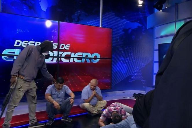  Uzbrojeni napastnicy przejmują kanał telewizyjny w Ekwadorze podczas transmisji na żywo