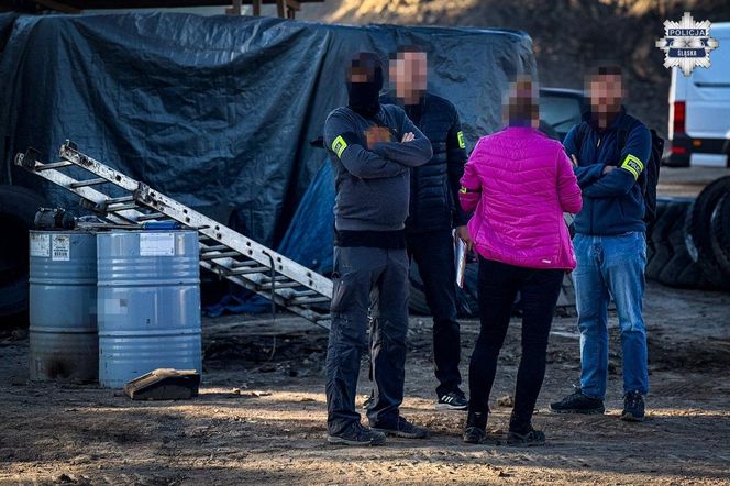 Potężne uderzenie w mafię śmieciową na Śląsku. Zamiast utylizować, zakopywali tony śmieci w Piekarach Śląskich