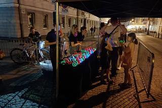 Białystok. Silent Disco pod parasolkami