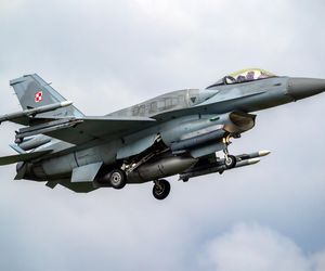 Polskie myśliwce F-16