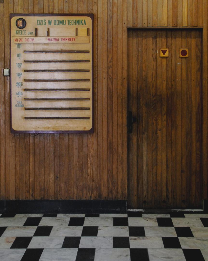 Kielce. Przewodnik po architekturze socmodernistycznej - zdjęcia