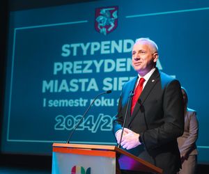 Blisko 700 najzdolniejszych siedleckich uczniów z nagrodami za dokonania w nauce!
