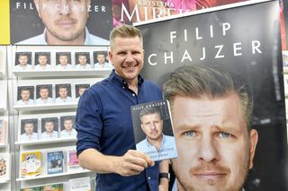 Szokujące wyznanie Filipa Chajzera po wypadku! Intuicja czy boska interwencja?