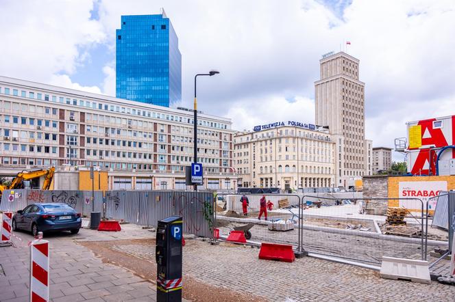 Parking podziemny pod placem Powstańców Warszawy w budowie