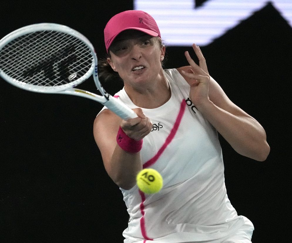 Iga Świątek - Kiedy gra Iga Świątek Ćwierćfinał WTA Doha Z kim gra Iga Świątek kolejny mecz rywalka 1/4 finałuNoskova Transmisja TV Australian Open Gdzie oglądać mecz Świątek - Noskova 20.01.2024