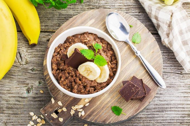 nocna owsianka z czekoladą i chia