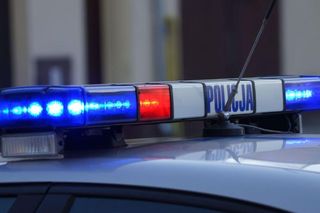 Dramat na Krzykach we Wrocławiu. Mężczyzna spadł z 10. piętra i zginął na miejscu.