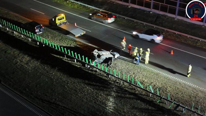 Dachowanie na S8. Jedna osoba trafiła do szpitala