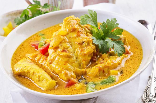 Rybne curry w tajskim stylu - zrobisz je błyskawicznie i za nieduże pieniądze