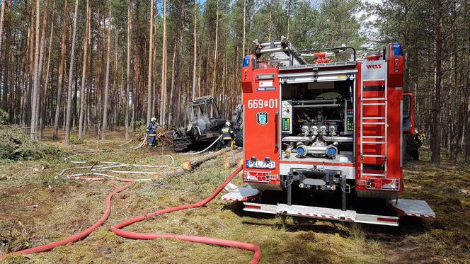 Pożar kombajnu zrębowego