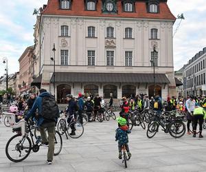 Rowerowa Masa Krytyczna na ulicach Warszawy