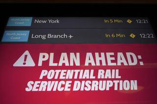 Związkowcy z New Jersey grozą strajkiem na kolei