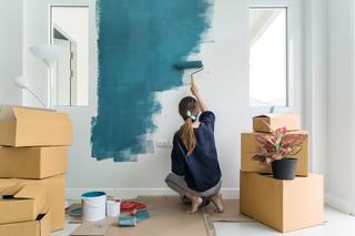 Jak zmierzyć ścianę do malowania? Sprawdź, ile farby potrzebujesz