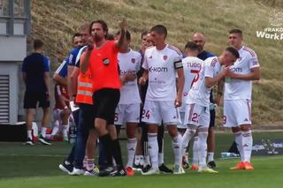 Absolutnie szokująca scena w meczu mistrzów Polski. „Takie sytuacji jeszcze nie widziałem”