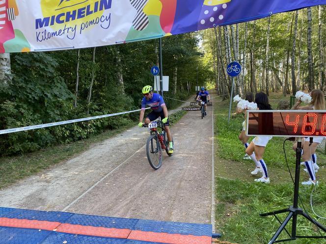 Kilometry Pomocy Michelin 2024. Sportowe emocje na plaży miejskiej w Olsztynie. Zobacz zdjęcia!