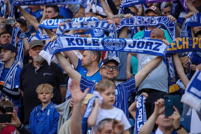 Kibice na meczu Lech Poznań - Jagiellonia Białystok. Kolejorz wypuścił z rąk zwycięstwo