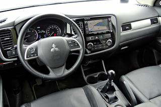 Mitsubishi Outlander 2.2 DID - TEST, opinie, zdjęcia - DZIENNIK DZIEŃ 4: Wnętrze, bagażnik i wyposażenie