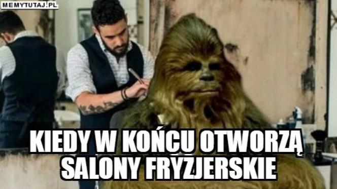 Fryzjerzy kontra koronawirus. Te memy bawią do łez