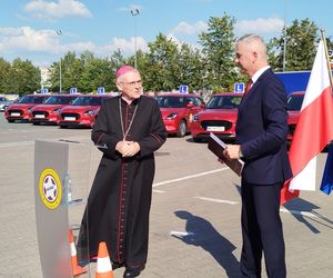 Siedlecki WORD wymienił starą flotę pojazdów egzaminacyjnych na nowe samochody marki Suzuki Swift