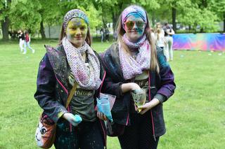 Lublin „wybuchł” kolorami. Holi Festival nad Zalewem Zemborzyckim