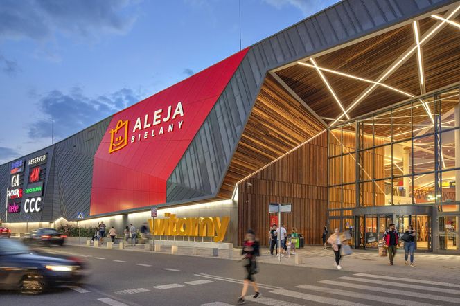 Aleja Bielany świętuje 10 lat. Zobacz, jak zmieniało się centrum!