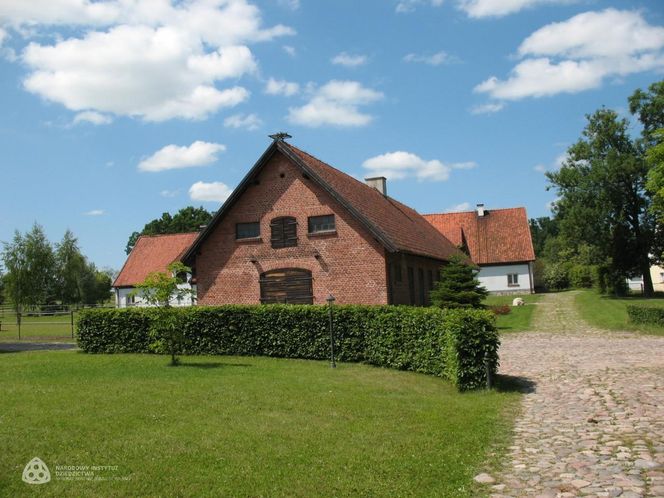 Ten pałac ma ponad 400 lat! Wyjątkowe miejsce na mapie woj. warmińsko-mazurskim