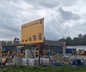Budowa restauracji McDonald's w Świerklańcu