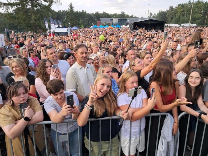 Tłumy na finale Dni Starachowic. Sylwia Grzeszczak porwała publiczność